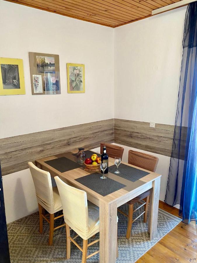 Apartmani Ines Marina Exterior foto