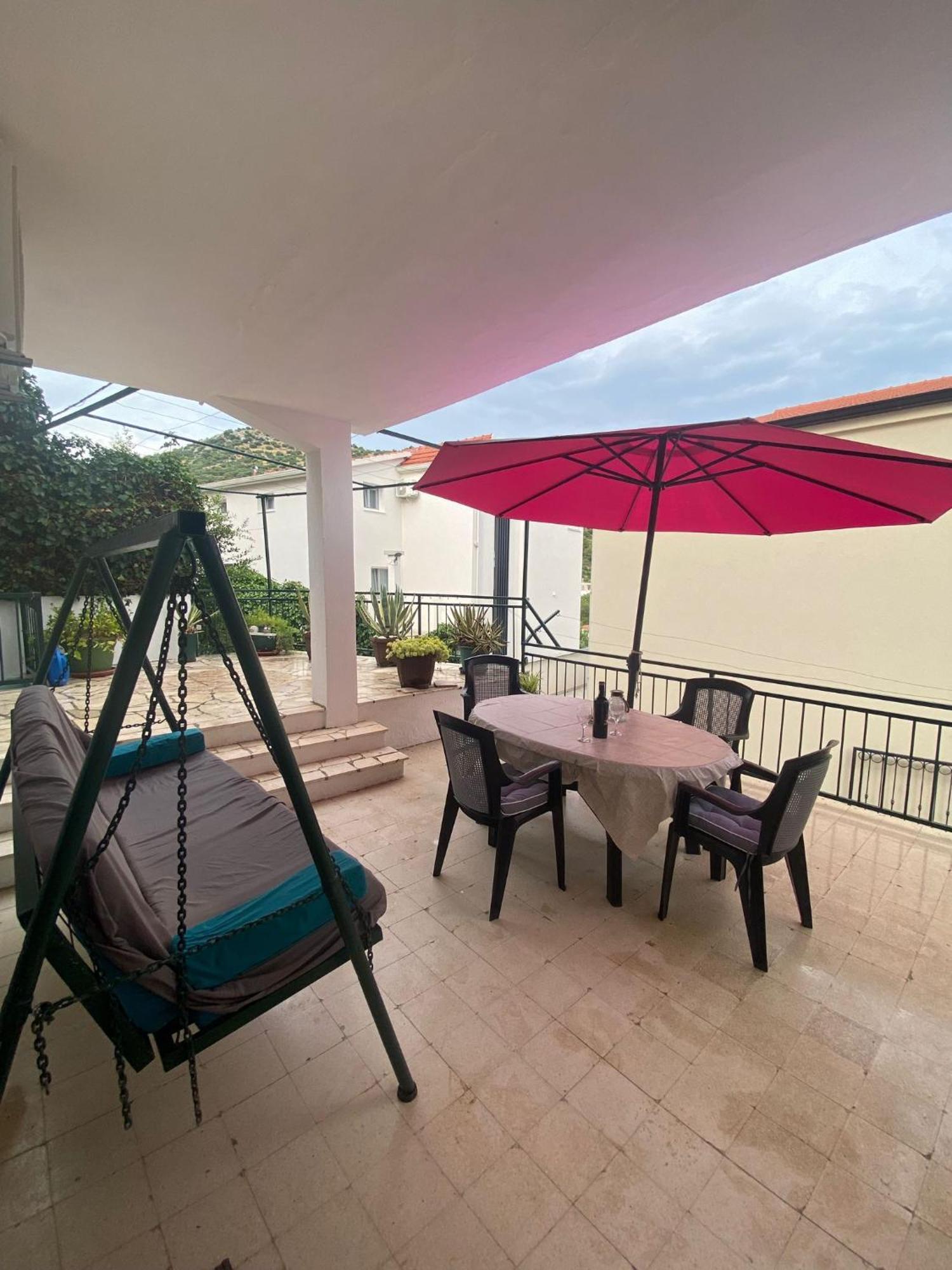 Apartmani Ines Marina Exterior foto